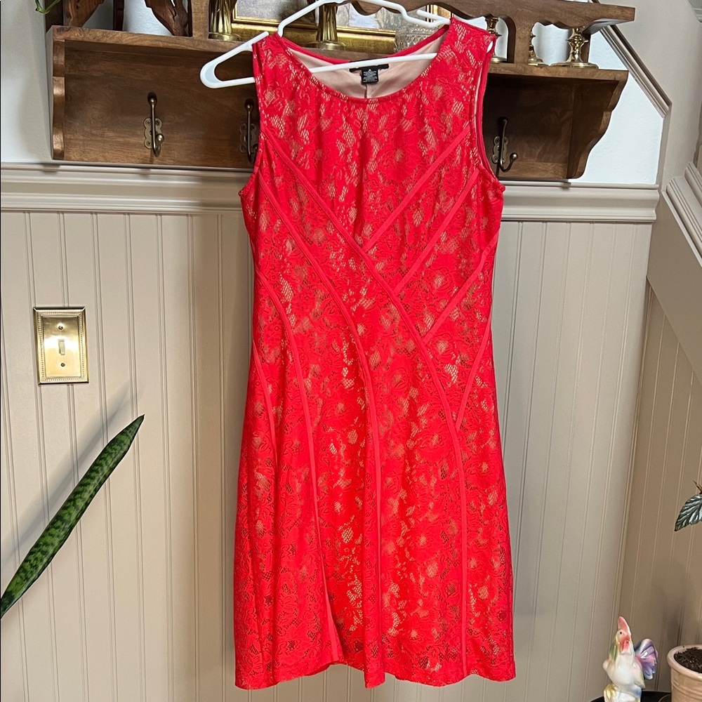 Chic Red Lace Midi Dress